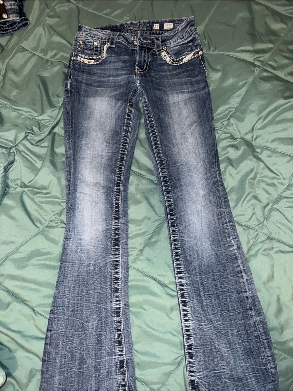 Miss Me Women's Bootcut Jeans - Faded Blue Denim
26x33